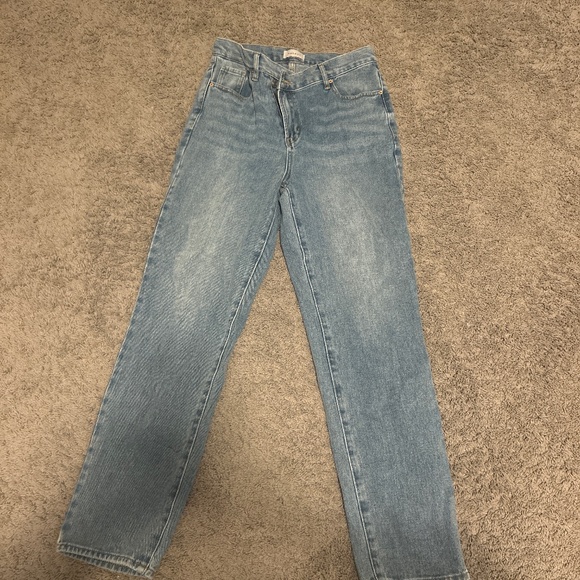 Jeans - Picture 1 of 2